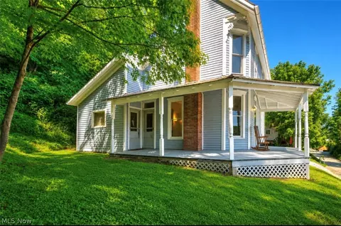 149 N 2nd St, Malta, OH 43758