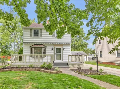 6896 Parma Park Blvd, Parma Heights, OH 44130