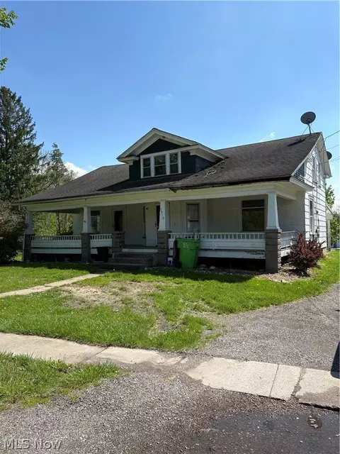 2918 High St, Rock Creek, OH 44084