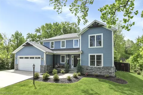 7599 Albion Rd, North Royalton, OH 44133