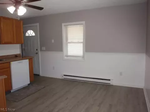 Living - 544 Purdue Ave, Elyria, OH 44035 photo 1 of 2