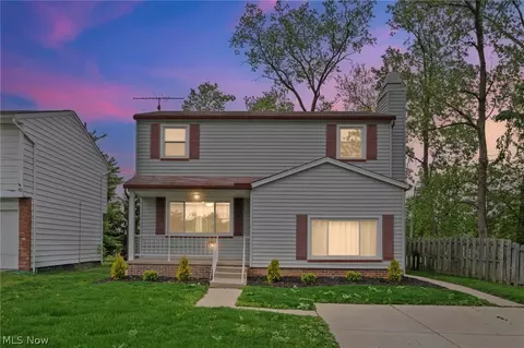 270 Riveredge Pkwy, Berea, OH 44017