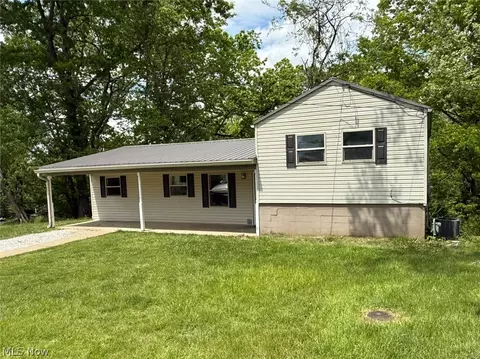 210 W Spring St, Marietta, OH 45750