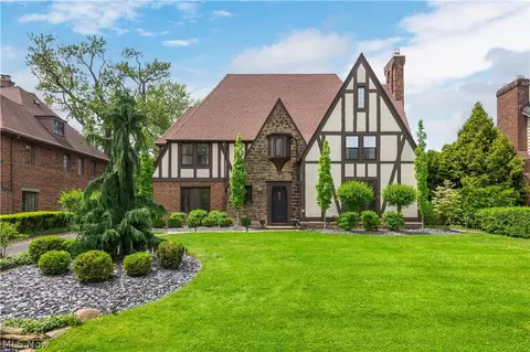 3002 Manchester Rd, Shaker Heights, OH 44122