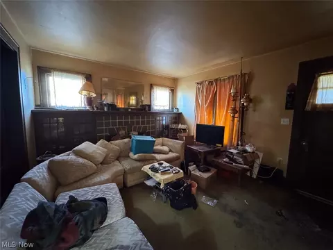 Living - 2336 10th St NW, Canton, OH 44708 photo 1 of 1
