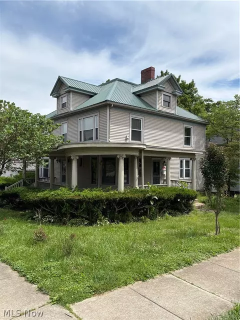 400 N 7th St, Cambridge, OH 43725