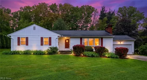 2834 Bancroft Rd, Fairlawn, OH 44333
