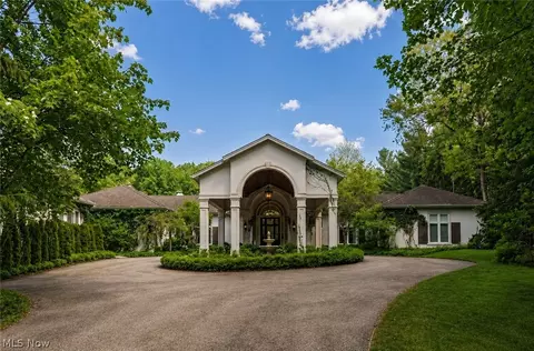 3007 Kersdale Rd, Pepper Pike, OH 44124