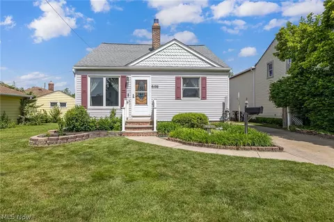 6136 N Canterbury Rd, Parma, OH 44129