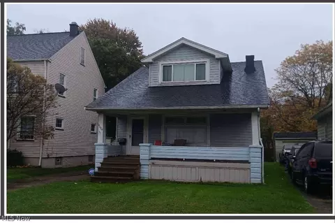 4604 Pallister Dr, Cleveland, OH 44105
