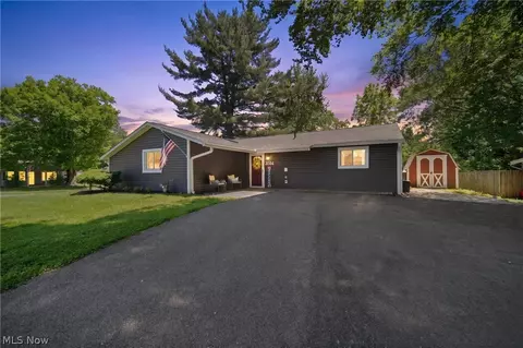 3594 Hanover Dr, Kent, OH 44240