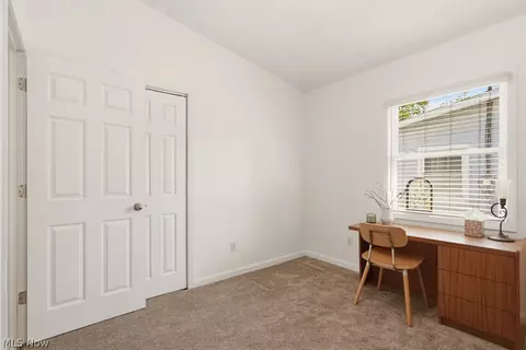 176 Clinton Ave, Elyria, OH 44035 photo 25
