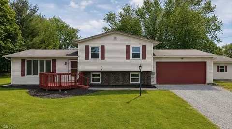 10960 Easton St NE, Alliance, OH 44601