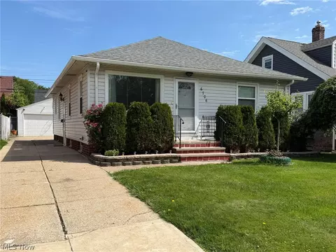 6706 Gilbert Ave, Parma, OH 44129