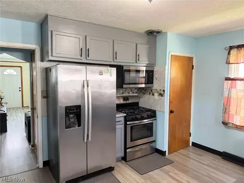 Kitchen - 6706 Gilbert Ave, Parma, OH 44129 photo 2 of 3