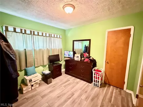 Bedroom - 6706 Gilbert Ave, Parma, OH 44129 photo 7 of 9