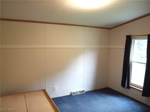 Bedroom - 3000 3rd St SE, Canton, OH 44707 photo 3 of 3