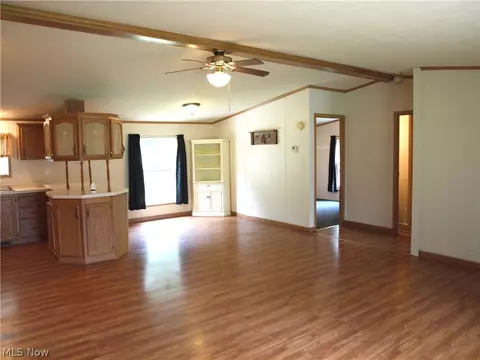 Living - 3000 3rd St SE, Canton, OH 44707 photo 2 of 4