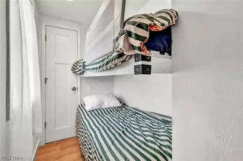 Bedroom - 15 Lake Hurst Dr, Ashtabula, OH 44004 photo 1 of 5