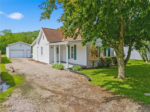 4754 Rutledge St, Midvale, OH 44653