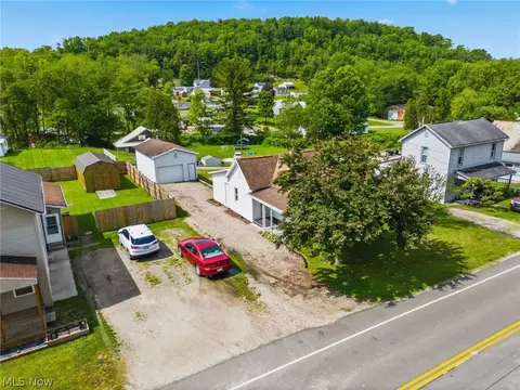4754 Rutledge St, Midvale, OH 44653 photo 4