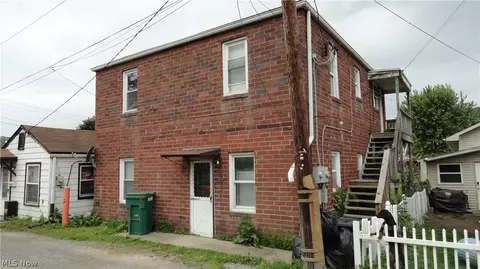315 Grant St, Newell, WV 26050