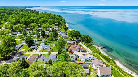 View/Area - 2012 Highland Ave, Ashtabula, OH 44004 photo 7 of 10