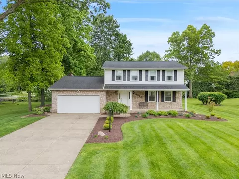 9572 Beryl St NW, Canal Fulton, OH 44614