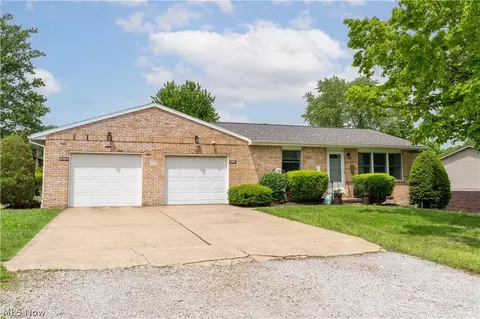 5381 Portage St NW, North Canton, OH 44720
