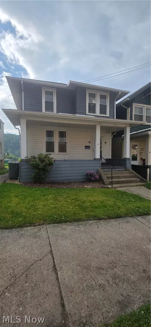 12 Third St, Martins Ferry, OH 43935
