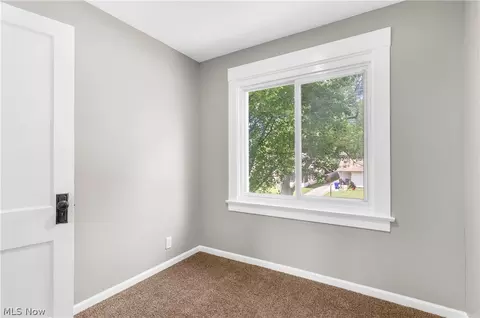 Bedroom - 189 Beechwood Dr, Boardman, OH 44512 photo 3 of 3