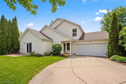 5201 Cline Rd #A, Brimfield, OH 44240