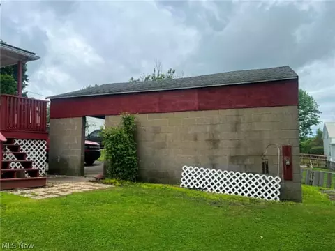 431 W Walnut St, Barnesville, OH 43713 photo 18