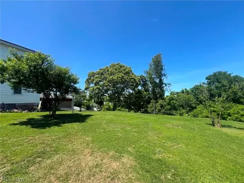 431 W Walnut St, Barnesville, OH 43713 photo 23
