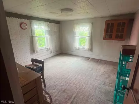 431 W Walnut St, Barnesville, OH 43713 photo 10