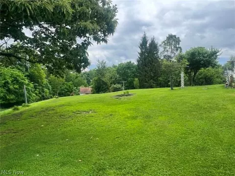 431 W Walnut St, Barnesville, OH 43713 photo 27