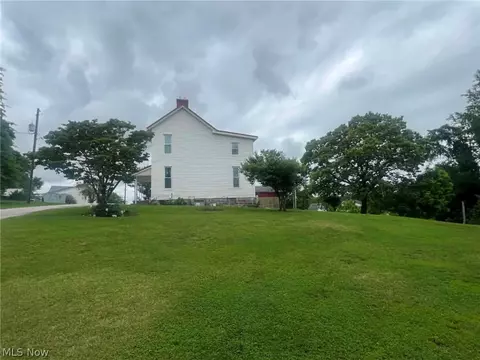 431 W Walnut St, Barnesville, OH 43713 photo 26