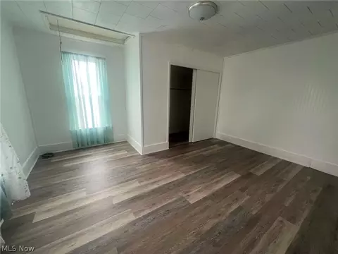 431 W Walnut St, Barnesville, OH 43713 photo 7