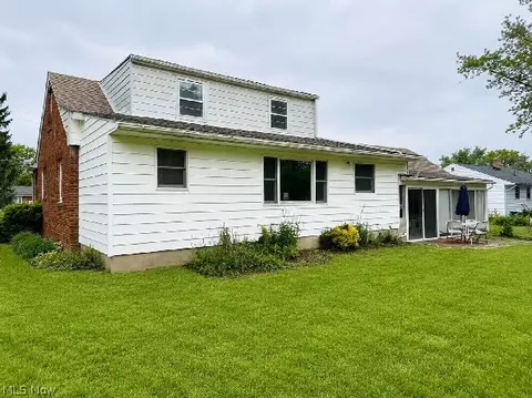 Exterior - 5004 Dunsmore Ave, Ashtabula, OH 44004 photo 2 of 4