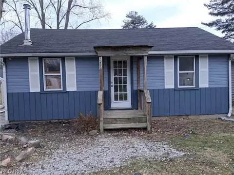 1555 Glenview Ave, Madison, OH 44057