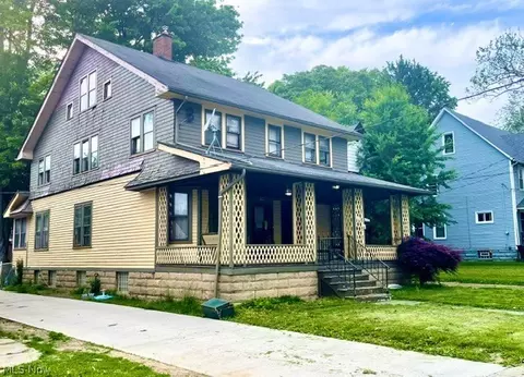 3890 W 34th St, Cleveland, OH 44109