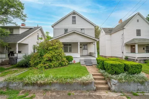 1604 First St, Youngstown, OH 44509
