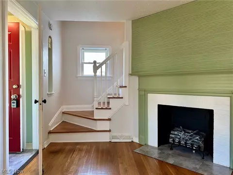 22571 Ivan Ave, Euclid, OH 44123 photo 9