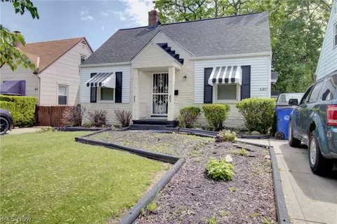 4387 W 56th St, Cleveland, OH 44144