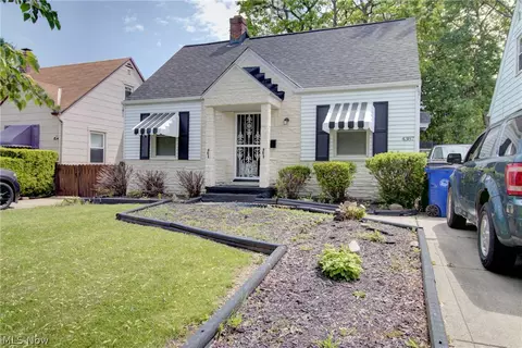 4387 W 56th St, Cleveland, OH 44144