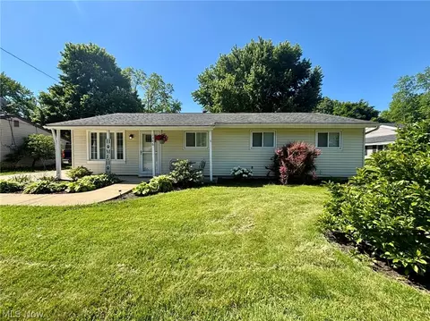 1346 Arcadia Rd, Kent, OH 44240