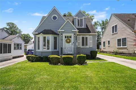 350 Wayne Ave, Akron, OH 44301