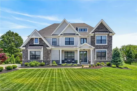 31901 Ballast Ct, Avon Lake, OH 44012