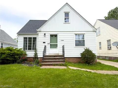 13606 Wainstead Ave, Cleveland, OH 44111