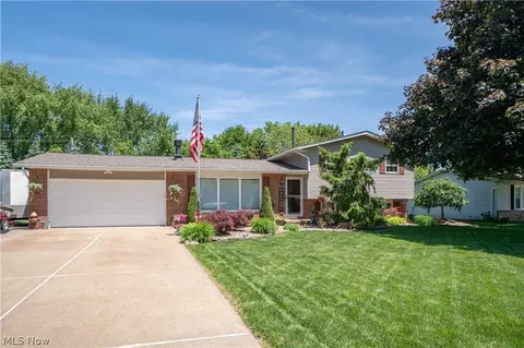 8026 Garnet Ave NE, Canton, OH 44721 photo 40